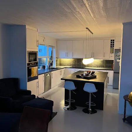 Holiday home - Jektveien 20