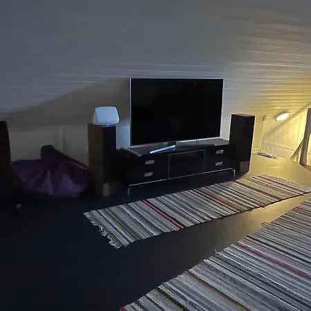 - Jektveien 20 Holiday home Svolvaer